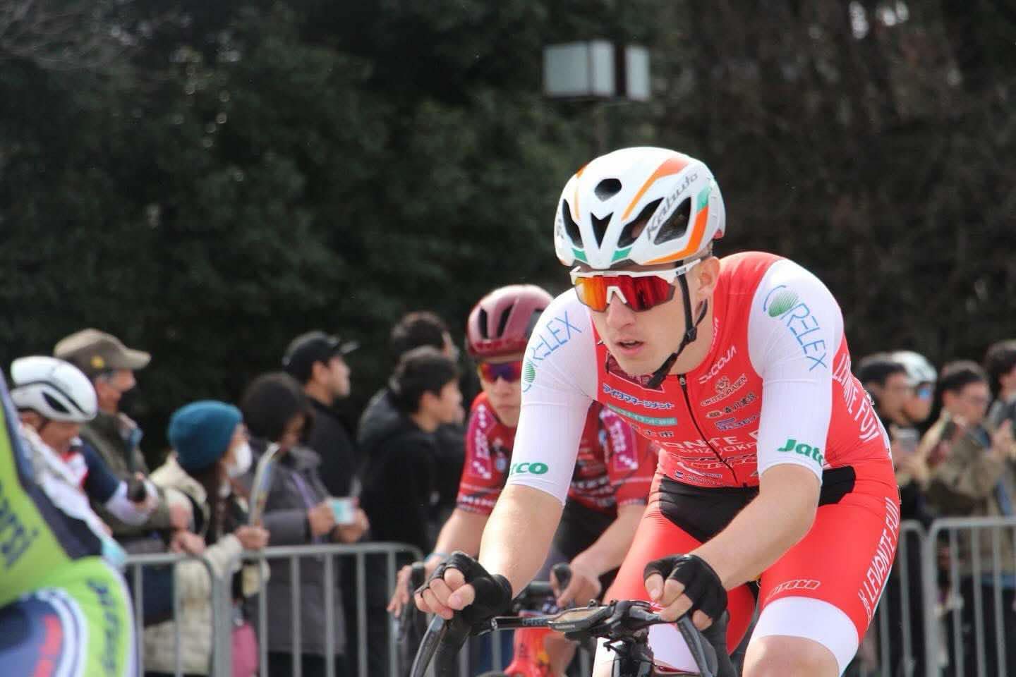 Laupäeval sõideti Jaapanis Fuji kriteeriumi 30-kilomeetrised kvalifikatsioonid, kust igast sõidust pääses pühapäevasesse finaali 25 ratturit. Teiste hulgas jõud