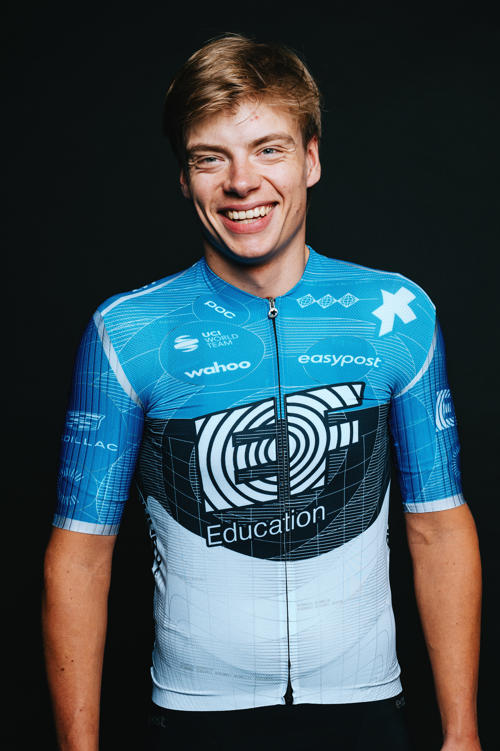 Grupisõidu Eesti valitsev meister Madis Mihkels stardib tänavu Giro d’Italial, mis algab 8. mail Bulgaaria rannikulinnas Nessebaris ja lõpeb 31. mail Roomas. 22