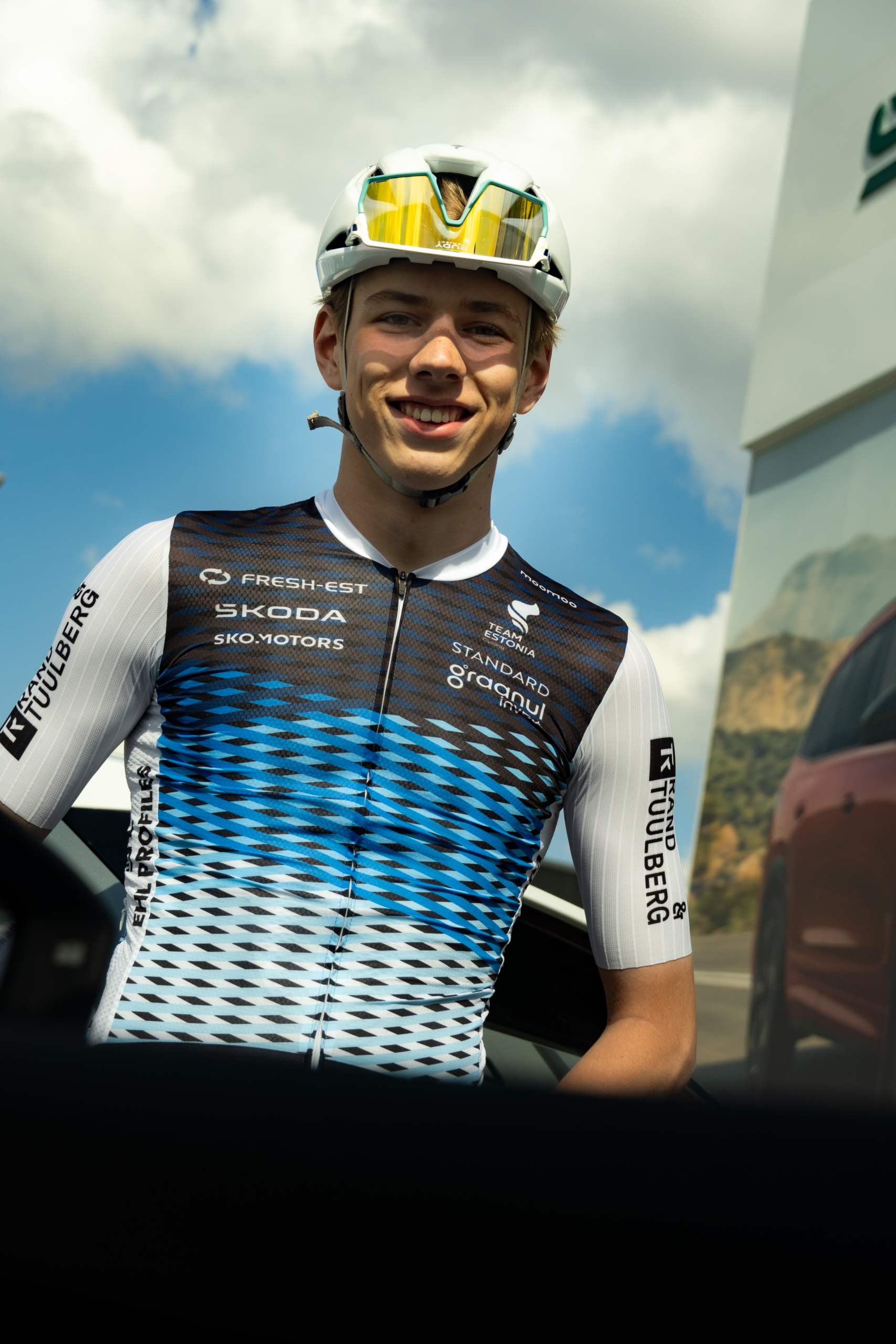 Saksamaal jätkunud Rahvuste Karika sarja kuuluva juunioride velotuuri LVM Saarland Trofeo teisel etapil (111,3 km) pälvis Eesti maanteeratturite koondise liige 