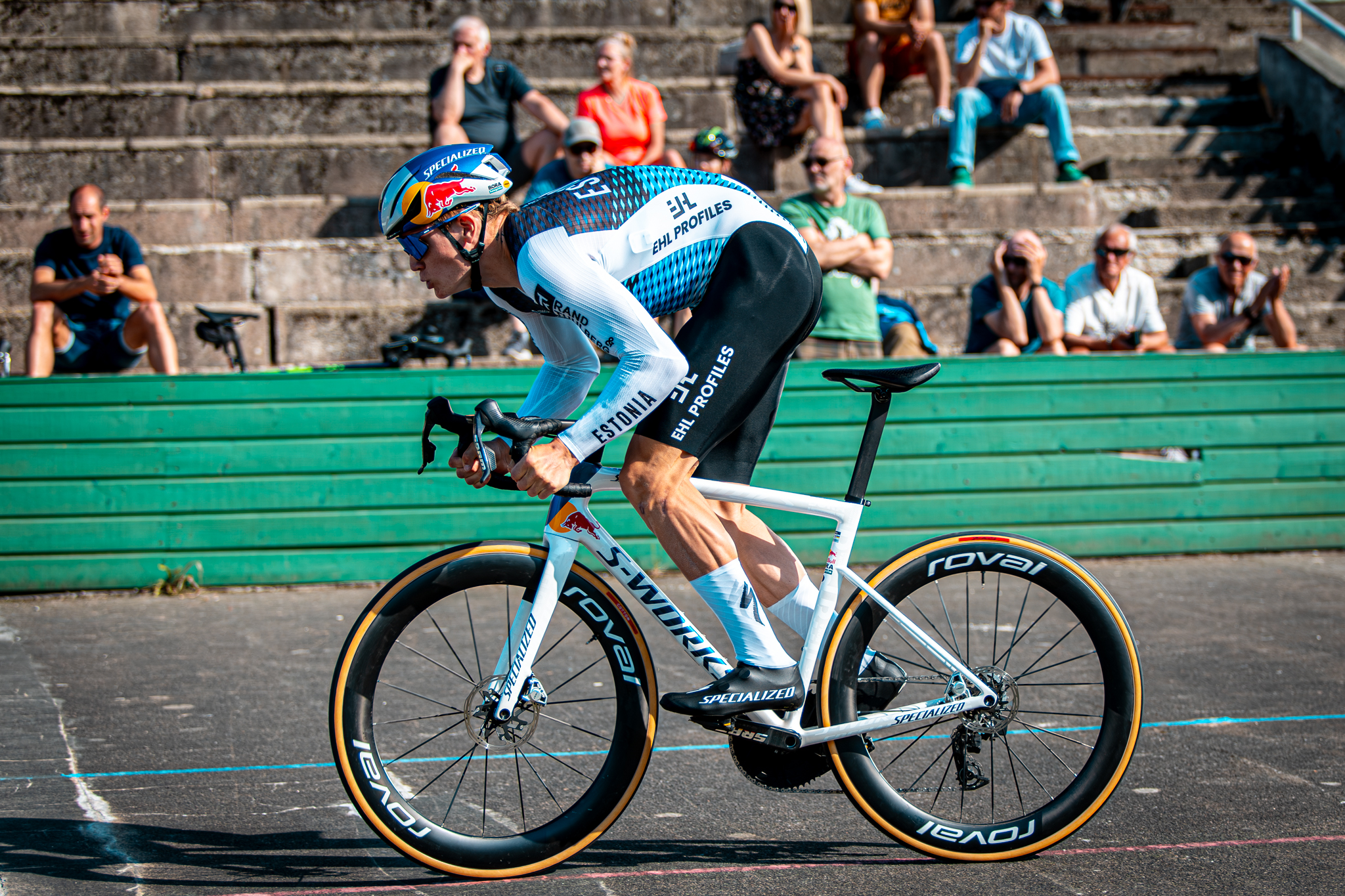 Tänavune Tour of Estonia sai alguse Pirita velodroomil peetud proloogiga, kus ratturitel tuli läbida 1 km pikkune distants. Kõige kiiremat aega näitas Eesti koo